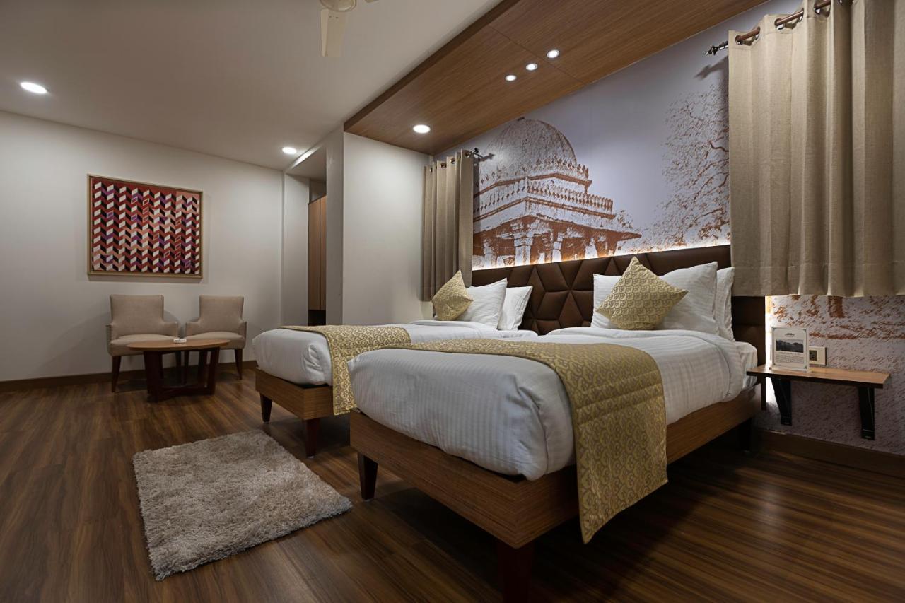 Delhieez - A Boutique Hotel New Delhi Exterior photo